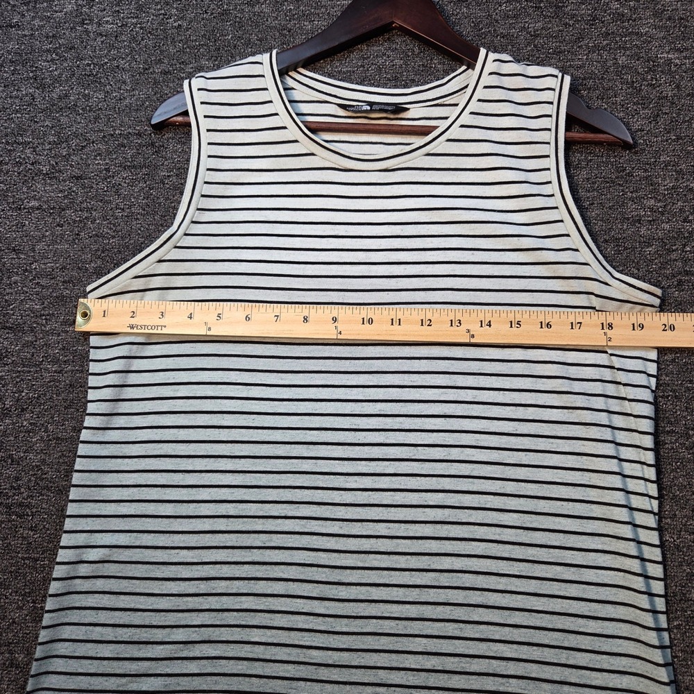 The‎ North Face Tank Top Womens Medium Striped Outdoor Crew Neck Gorpcore Casual - Picture 5 of 8